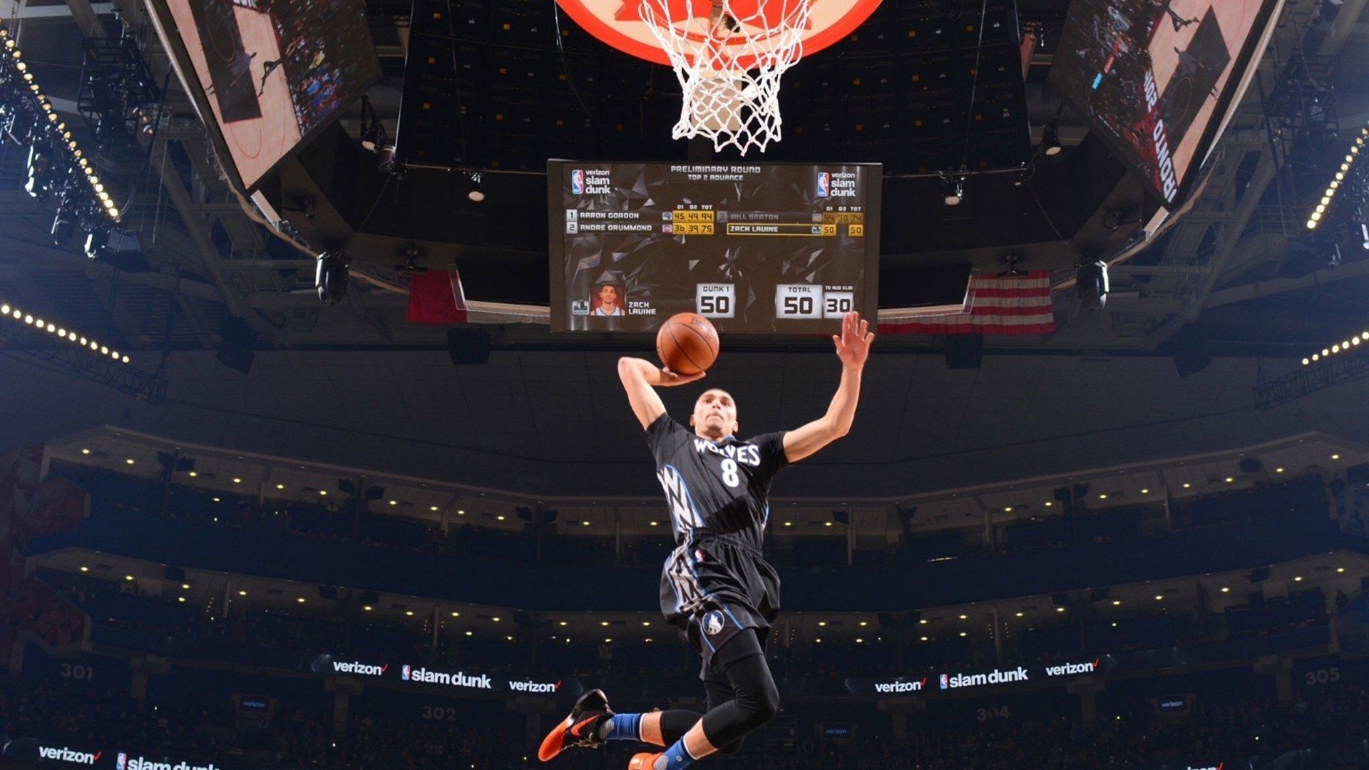 联盟赛事日程冲突解决的协商机制与案例,比赛冲突